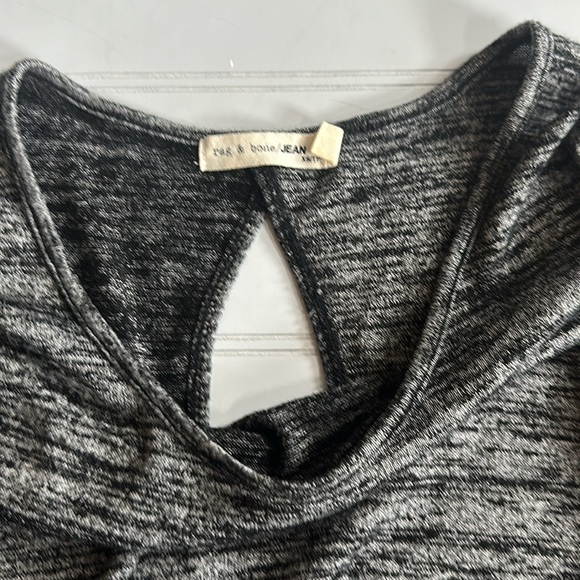 RAG & BONE JEAN BLACK HEATHER MIA LONG SLEEVE OPEN BACK SOFT TOP TEE - Picture 4 of 5